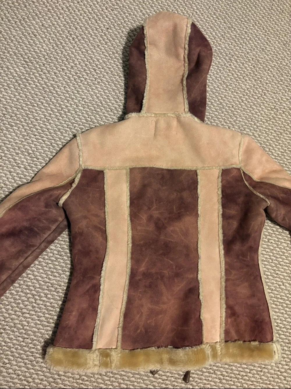 Two-tone Fur Jacket - Picture 4 of 5